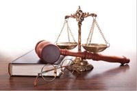 إستقلاليّة القضاء شعار إصلاحي يُسقطه السياسيّون
توزير قضاة دون استقالتهم يربطهم بمرجعيّات تؤثر عليهم