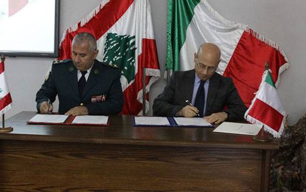 تســـلّم كميّة من المعدات العسكريّة

مُقدمة من إيطاليا للجيش اللبناني