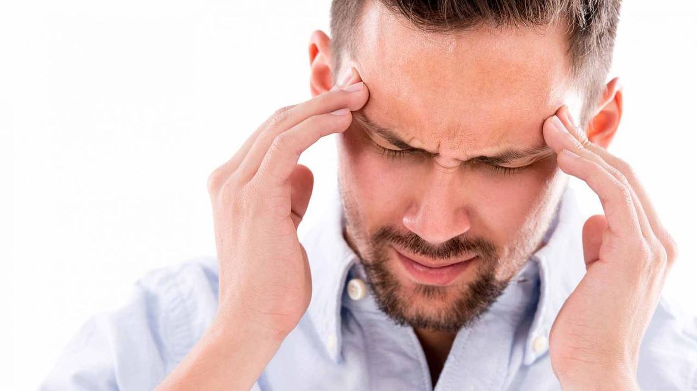 ما سبب الصداع عند الإصابة بـ"أوميكرون"؟