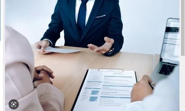 في سن الخمسين... كيف تحوّل خبرتك الطويلة إلى فرصة مهنية جديدة؟
