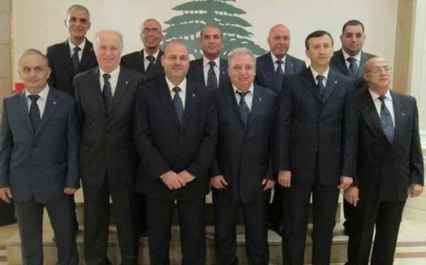 يواجه «الشح المالي» بعزيمة وتصميم
اتحاد الطاولة ليس على خط الزلازل
لا تغييرات جذرية في المناصب