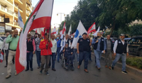 اعتصام لمتقاعدي قوى الأمن
أمام منزل المولوي في طرابلس