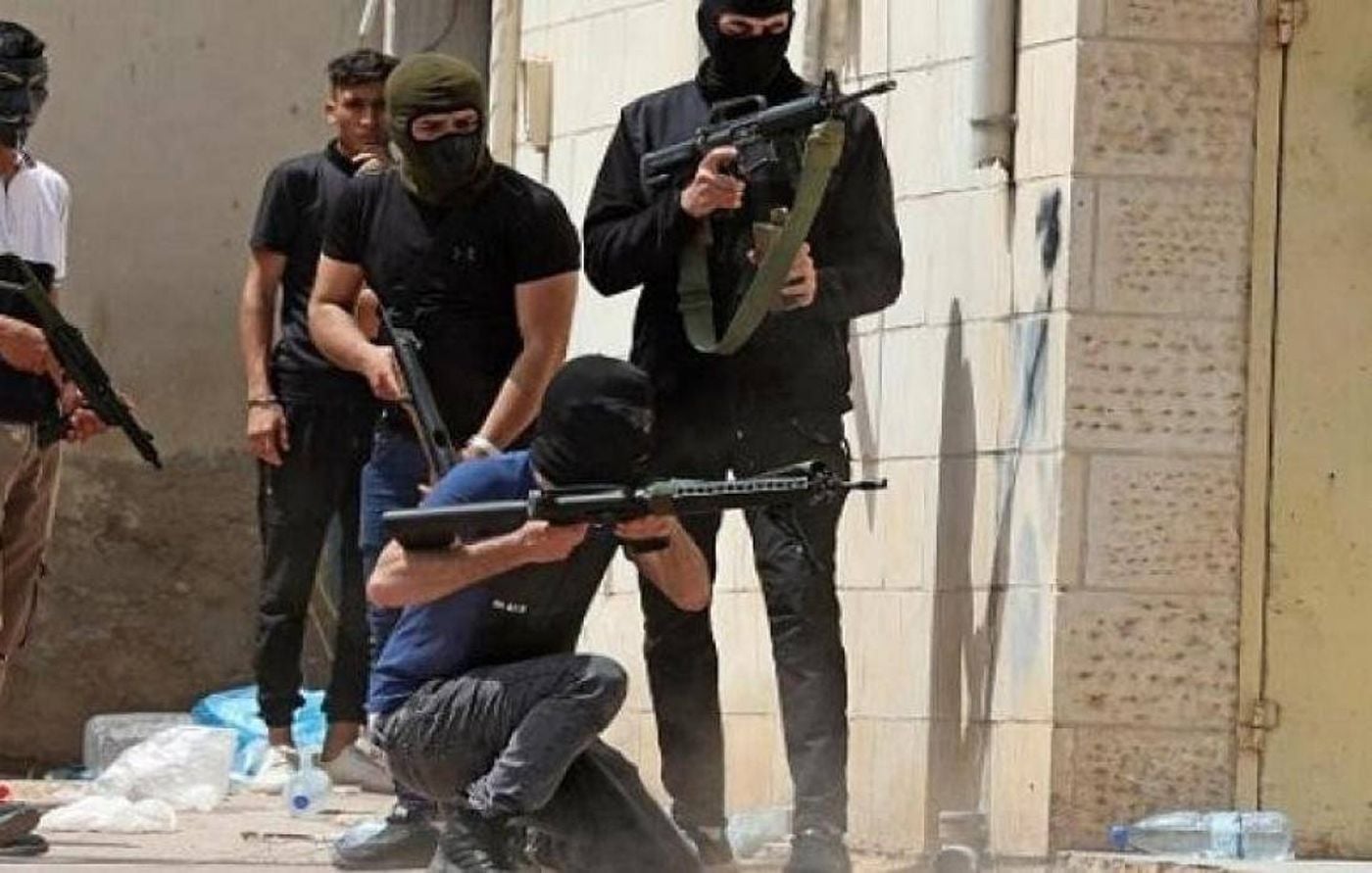 إطلاق نار من مستوطنين يصيب فلسطينياً بجروح خطيرة جنوب الخليل