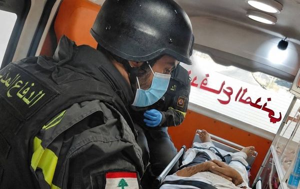 الدفاع المدني: إجلاء 47 مواطناً ونقل شهداء وجرحى في النبطية