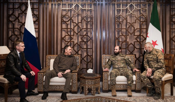 دمشق تستقبل وفدًا روسيًا لتعزيز التعاون العسكري