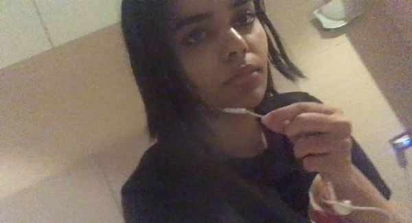 الفتاة السعودية رهف اعتنقت المسيحية فحاول والدها وشقيقها ذبحها