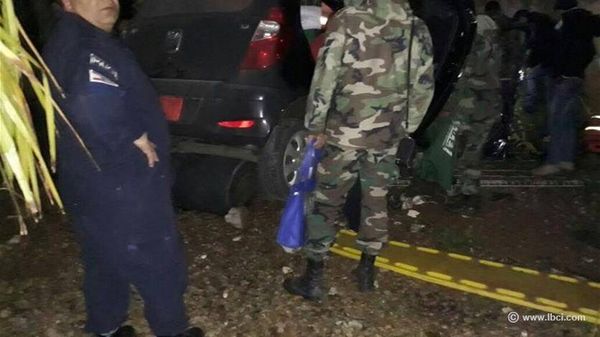 بالصور - إصابة عنصر في الجيش اللبناني بحادث سير قرب مار الياس في جعيتا