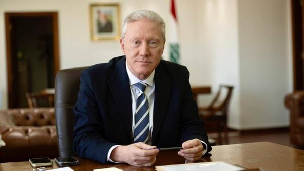 رجي: خطوة عون تؤسس لاستعادة القرار الوطني المستقل