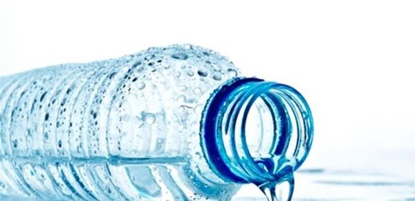 هام جداً: عند شراء قنينة ماء.. هذا ما يجب ان تتحققوا منه