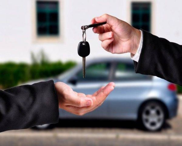 حاولت استئجار سيارة..فتم توقيفها لهذا السبب