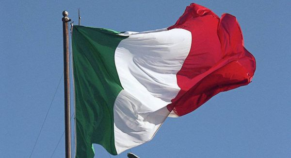 إيطاليا تصادر سفينة إسبانية انتشلت مهاجرين من المتوسط
