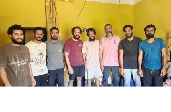 الخارجية المصرية تعلن الإفراج عن البحارة الـ 8 المختطفين قبالة الصومال