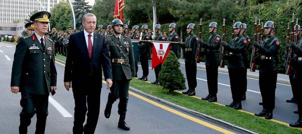 أردوغان يكشف مصير رئيسي الأركان والاستخبارات حال فوزه في الانتخابات القادمة.. ويحدد عدد وزراء حكومته الجديدة