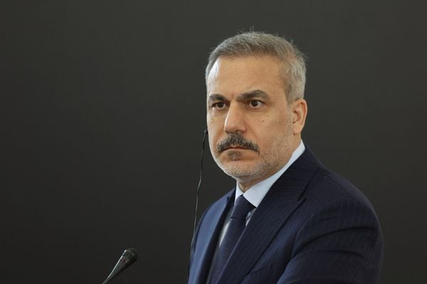 وزير خارجية تركيا: أعتقد أن روسيا وأوكرانيا تقتربان من وقف الحرب