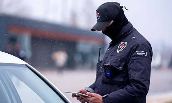 تركيا: توقيف 4 مسؤولين بشبهة التلاعب بالأسواق