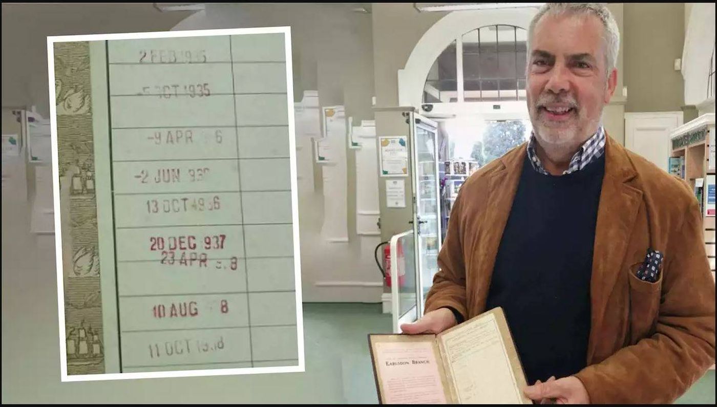رجل يعيد كتاباً استعاره جده قبل 84 عاماً ويدفع رسوم التأخير