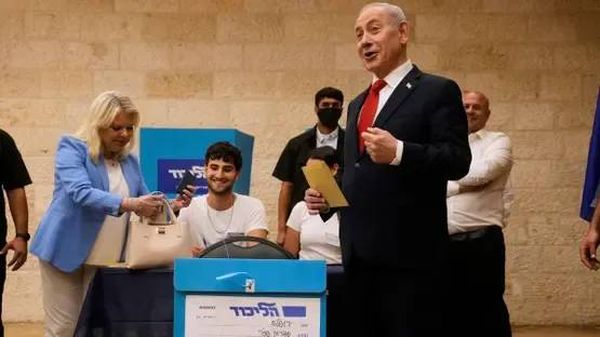 الانتخابات الإسرائيلية... من يملك مفتاح الـ61 مقعدًا للإطاحة بنتنياهو؟