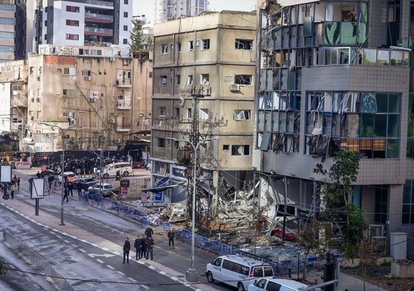 تفاؤل حذر يحيط بالموقف اللبناني: عقبات التفاصيل تنتظر الحسم
من بيروت إلى تل أبيب: المقاومة تُعيد صياغة الردع
فاتح 110 والمُسيّرات الانقضاضية: رسائل تُسقط رهانات الاحتلال