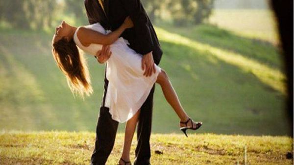 كيف تحافظين على غموضك بعد الزواج؟