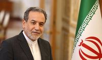 بعد ضرب "إسرائيل"...عراقجي ينشر صورة تجمع العلمين اللبناني والإيراني