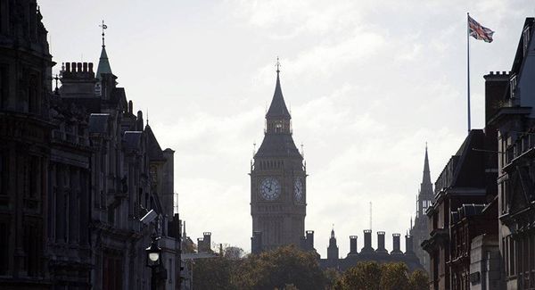 وزير بريطاني: عصر دفع المال لبروكسل انتهى