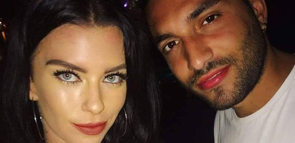 وقعا في الحب من النظرة الأولى.. وترجمة 