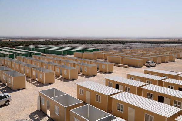 انتهاء 70 بالمائة من مدينة "الريان" السكنية للنازحين السوريين على الحدود التركية