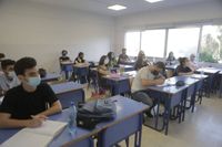 مدارس القطاع الخاص انطلقت بنقص في معلّميها
وصعوبة في تأمين البديل ممن سافروا أو تركوا
