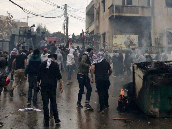 كم بلغ عدد الموقوفين في تظاهرة عوكر؟