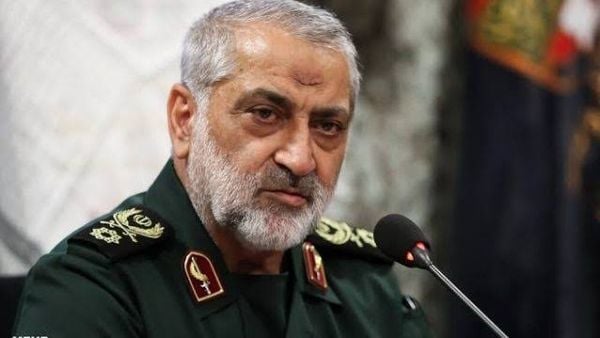 المتحدث باسم هيئة الأركان العامة للقوات المسلحة الإيرانية العميد أبو الفضل شكارتشي يرد على قائد القيادة المركزية الأميركية بشأن مرافقة ناقلات النفط