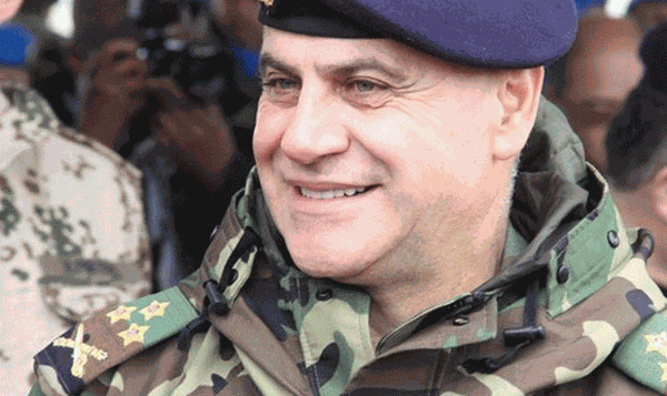 القائد اشرف على عملية جرود رأس بعلبك