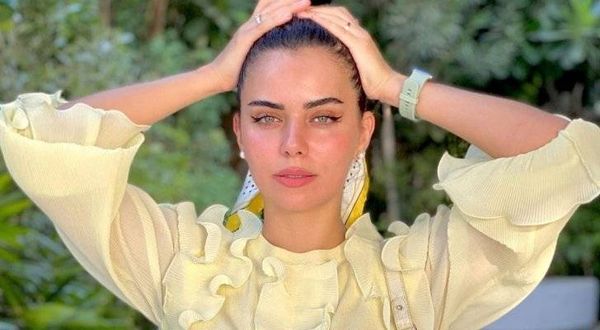 عزة زعرور ترزق بطفلها الأول.. وتنشئ له حساباً خاصاً