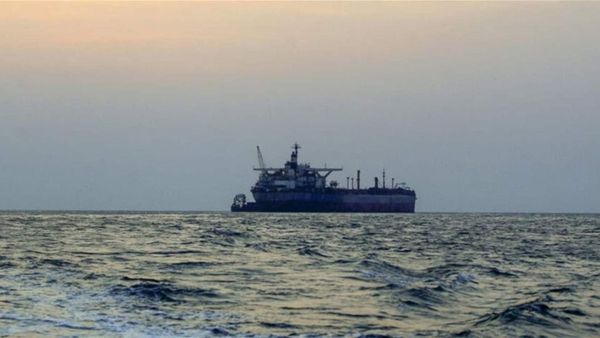 هيئة بحرية بريطانية: بلاغ عن واقعة على بعد 63 ميلًا بحريًا إلى الغرب من مدينة ينبع السعودية
