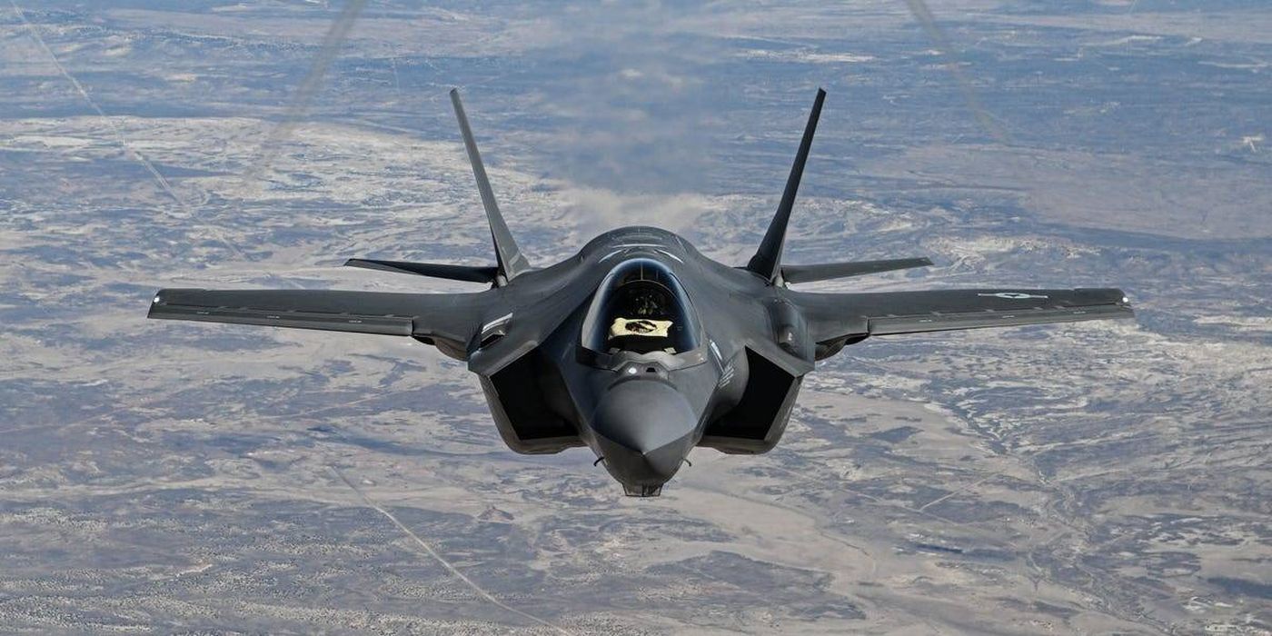 بالصور... طهران تسقط F-35 واحتمال نجاة الطيار ضئيل