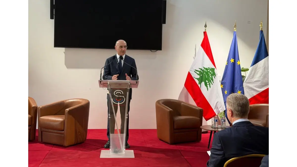 الحجار من باريس: أولويتنا تحقيق الانسحاب الإسرائيلي وإعادة الإعمار