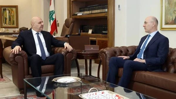 الوضع الأمني والقطاع العام بين عون والحجار