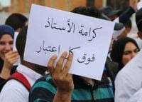أساتذة متعاقدو الجامعة اللبنانية يهددون بإضراب شامل في 1 أيلول