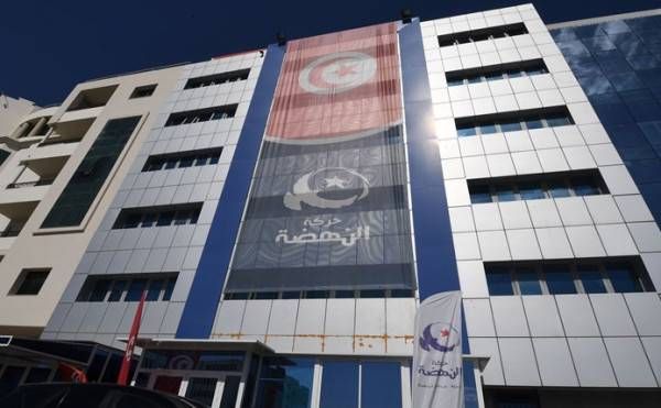تونس.. حركة النهضة تحذر من "انهيار" الأوضاع