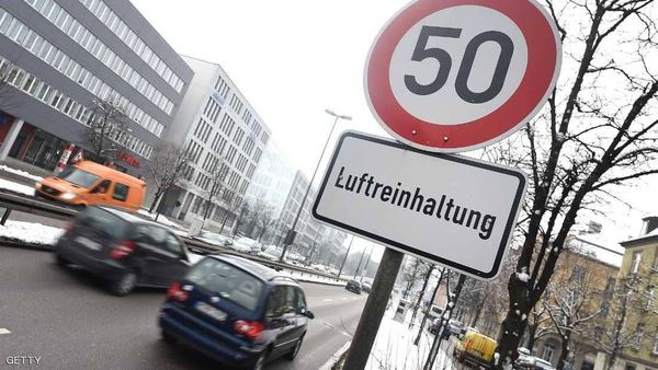 فقد رخصة قيادته بعد 49 دقيقة من حصوله عليها!