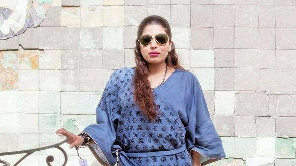 How do young Pakistanis plan to vote in the general election?