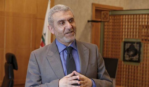 قراران لوزير العمل: تجميد 280 مكتب استقدام عاملات وردّ بعض المعاملات