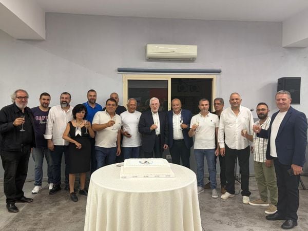 "تسلّم وتسليم" في نادي عمشيت...
غاريوس: أولويتنا استكمال مسيرة التطوير