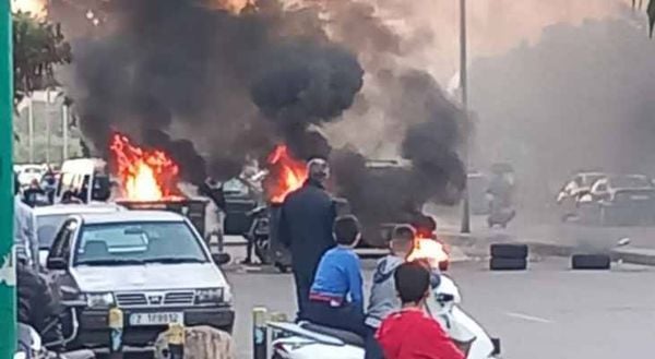 الإحتجاجات الشعبية تتحرك من جديد... اليكم الطرقات المقطوعة حتى الساعة