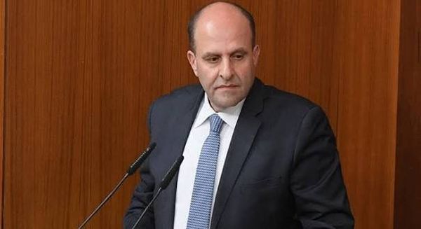 بعد انسحاب التيار.. عون: ما المانع من الاستماع إلى رأي الجيش؟