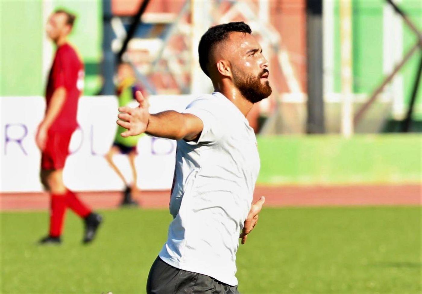 خليل بدر لـ"الديار": في لبنان أنا لاعب لنادي النجمة.. والمطالبة بوجود "الفار" أصبح ضرورة