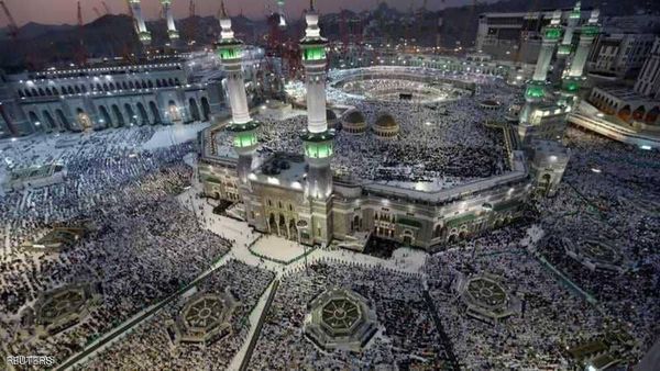 ضيوف الرحمن يختتمون مناسك الحج