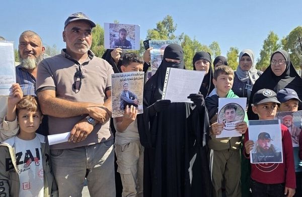 وقفة احتجاجية في القنيطرة للمطالبة بالإفراج عن المعتقلين السوريين