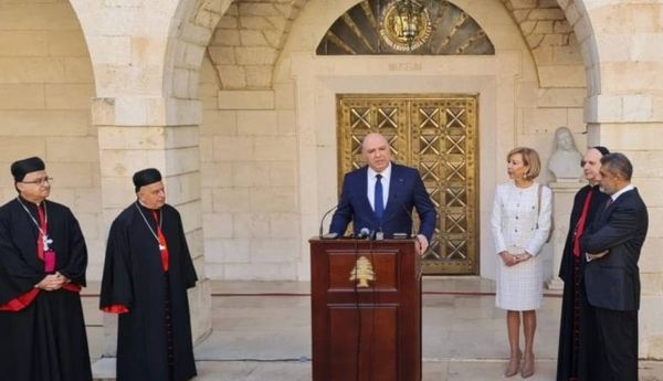 على ماذا اعتمد عون لإعلان ابتعاد شبح الحرب؟