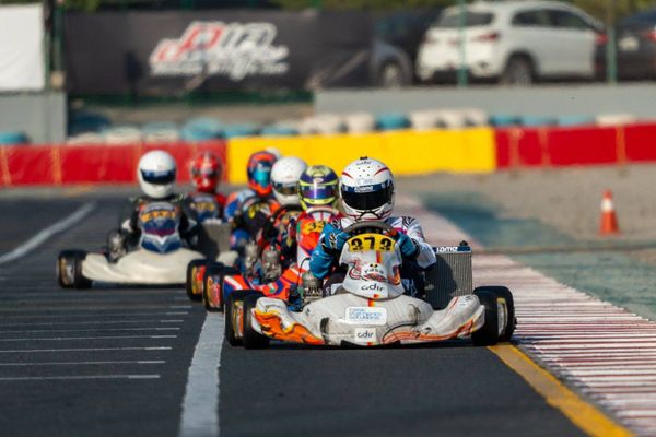 سائق الكارتنغ أوليفر علّام
يسعى الى التتويج في 