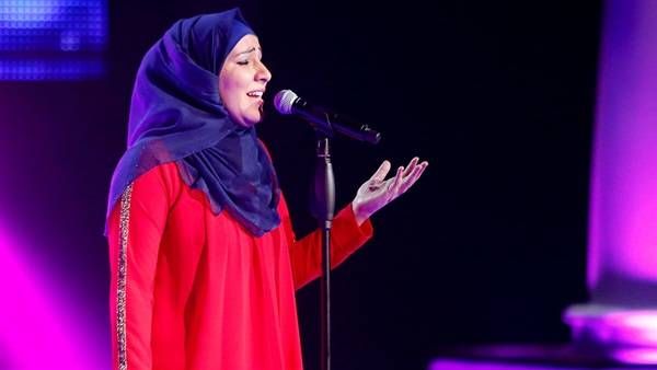 الفائزة بلقب The Voice نداء شرارة: لن أخلع حجابي